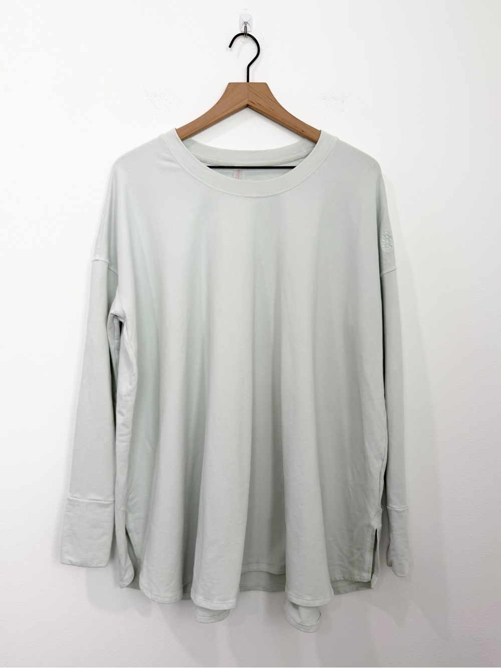 Free People Long Sleeve Tunic Sweatshirt Top light mint Thumbhole Size Small